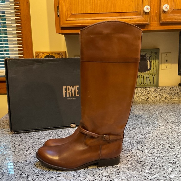 Frye Melissa Seam Boots - Picture 3 of 13